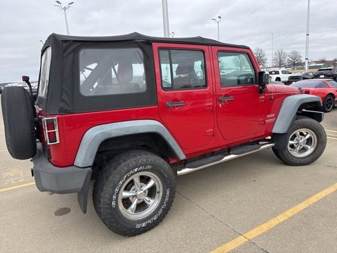 Used 2011 Jeep Wrangler Unlimited Sport w/ Connectivity Group image 7