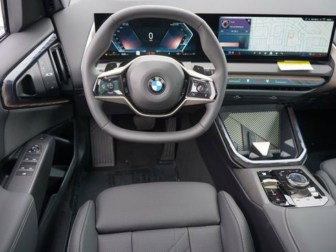 Used 2025 BMW X3 xDrive30i w/ Premium Package image 15