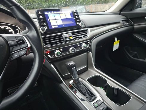 Certified 2022 Honda Accord Sport Special Edition image 30