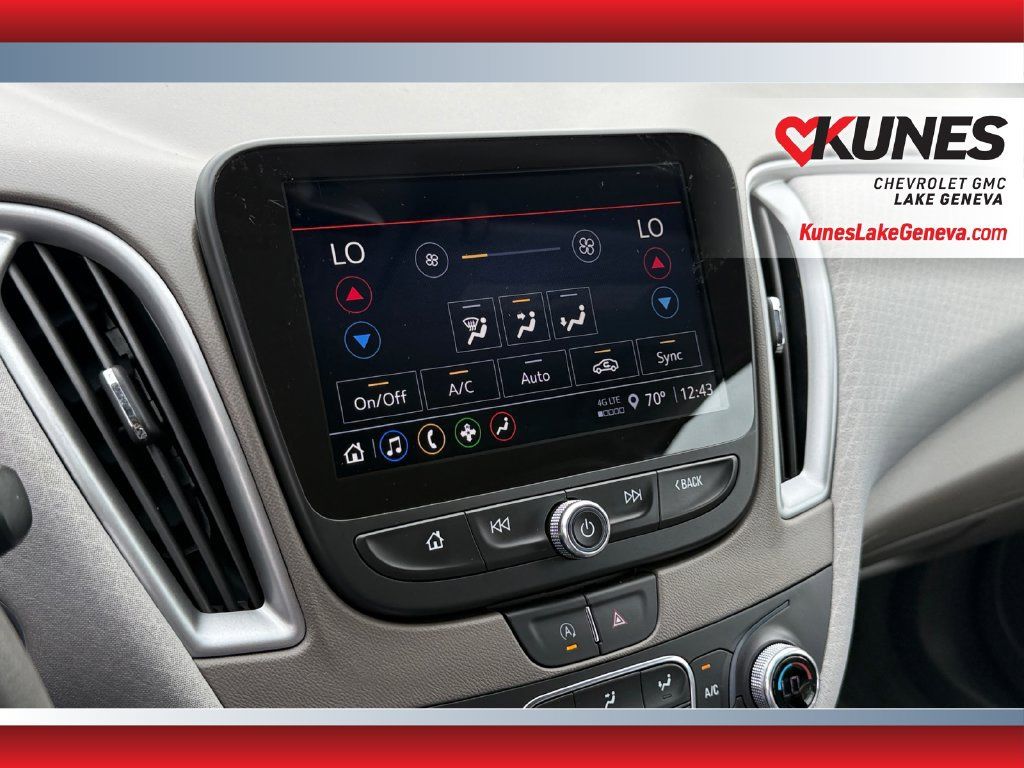 Used 2025 Chevrolet Malibu LT FWD image 23