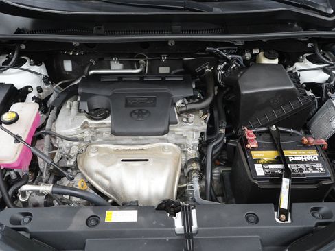 Used 2016 Toyota RAV4 LE AWD/4WD image 27