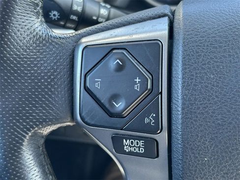 Used 2020 Toyota Tacoma SR5 image 34