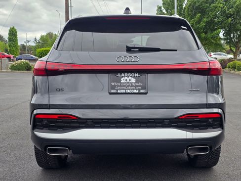 Used 2025 Audi Q5 Premium Plus AWD/4WD image 4