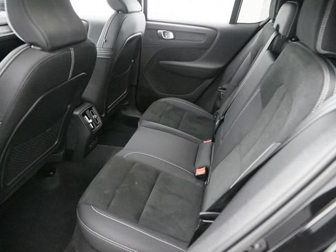 Certified 2023 Volvo C40 P8 Recharge Ultimate AWD/4WD image 20