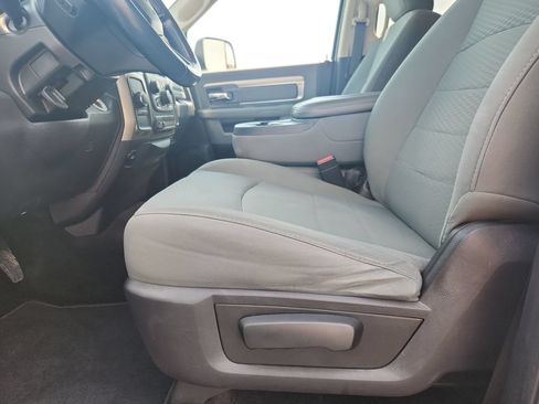 Used 2014 RAM 5500 SLT w/ Quick Order Package 29G SLT AWD/4WD image 14