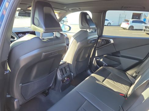 Certified 2025 BMW X3 xDrive30i w/ M Sport Package image 12