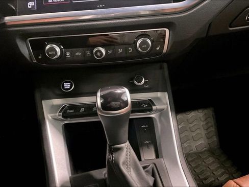 Certified 2023 Audi Q3 2.0T Premium w/ Convenience Package image 32