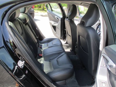 Used 2015 Volvo S60 T5 Premier w/ Convenience Package FWD image 27