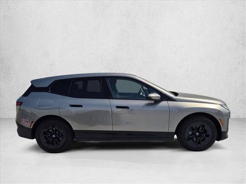 Used 2024 BMW iX xDrive50 w/ Convenience Package AWD/4WD image 4