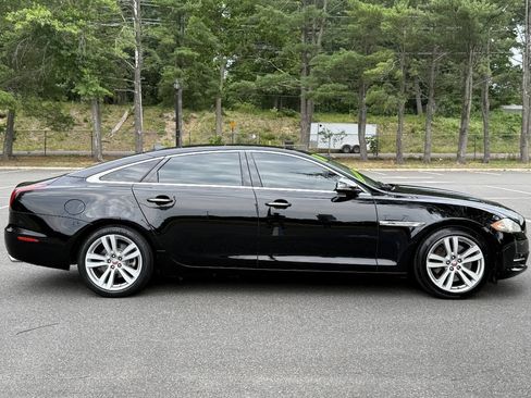 Used 2014 Jaguar XJ L Portfolio AWD/4WD image 4
