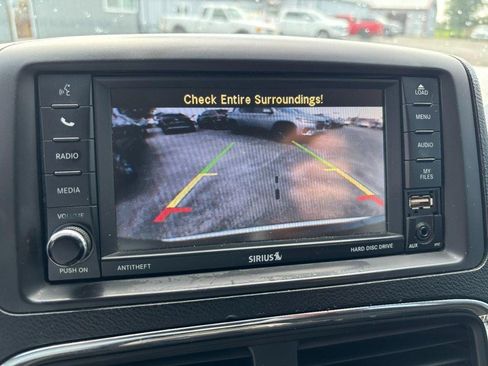 Used 2015 Dodge Grand Caravan SXT FWD image 20