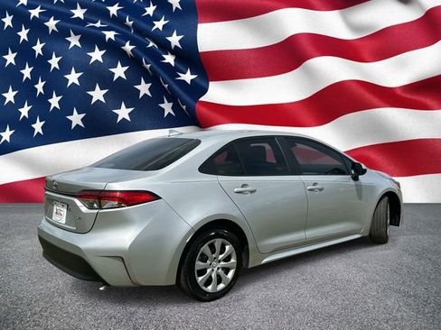 Used 2024 Toyota Corolla LE FWD image 7