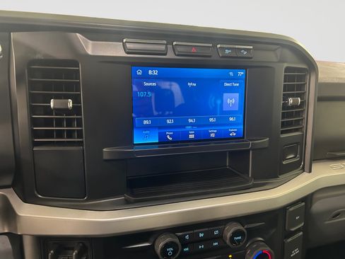 Used 2024 Ford F250 XLT w/ FX4 Off-Road Package AWD/4WD image 14