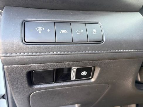 Used 2022 Hyundai Santa Fe SEL w/ Convenience + Premium Package FWD image 5