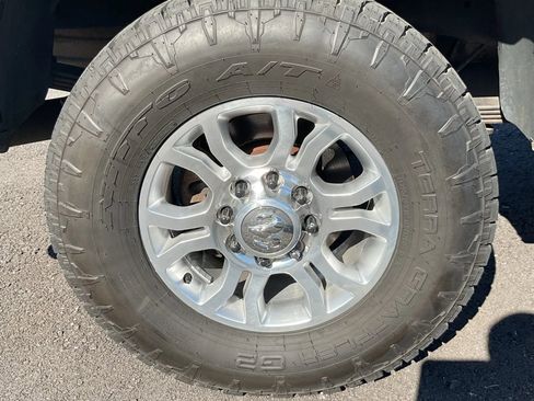 Used 2010 Dodge Ram 2500 Truck SLT image 12