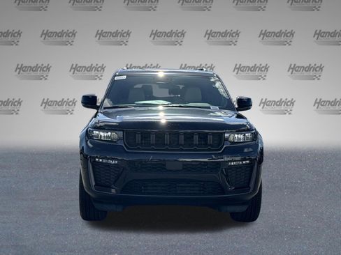 New 2026 Jeep Grand Cherokee L Limited w/ Limited Altitude Package RWD image 3