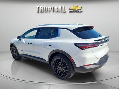 New 2026 Chevrolet Equinox EV LT w/ LPO, Blackout Package