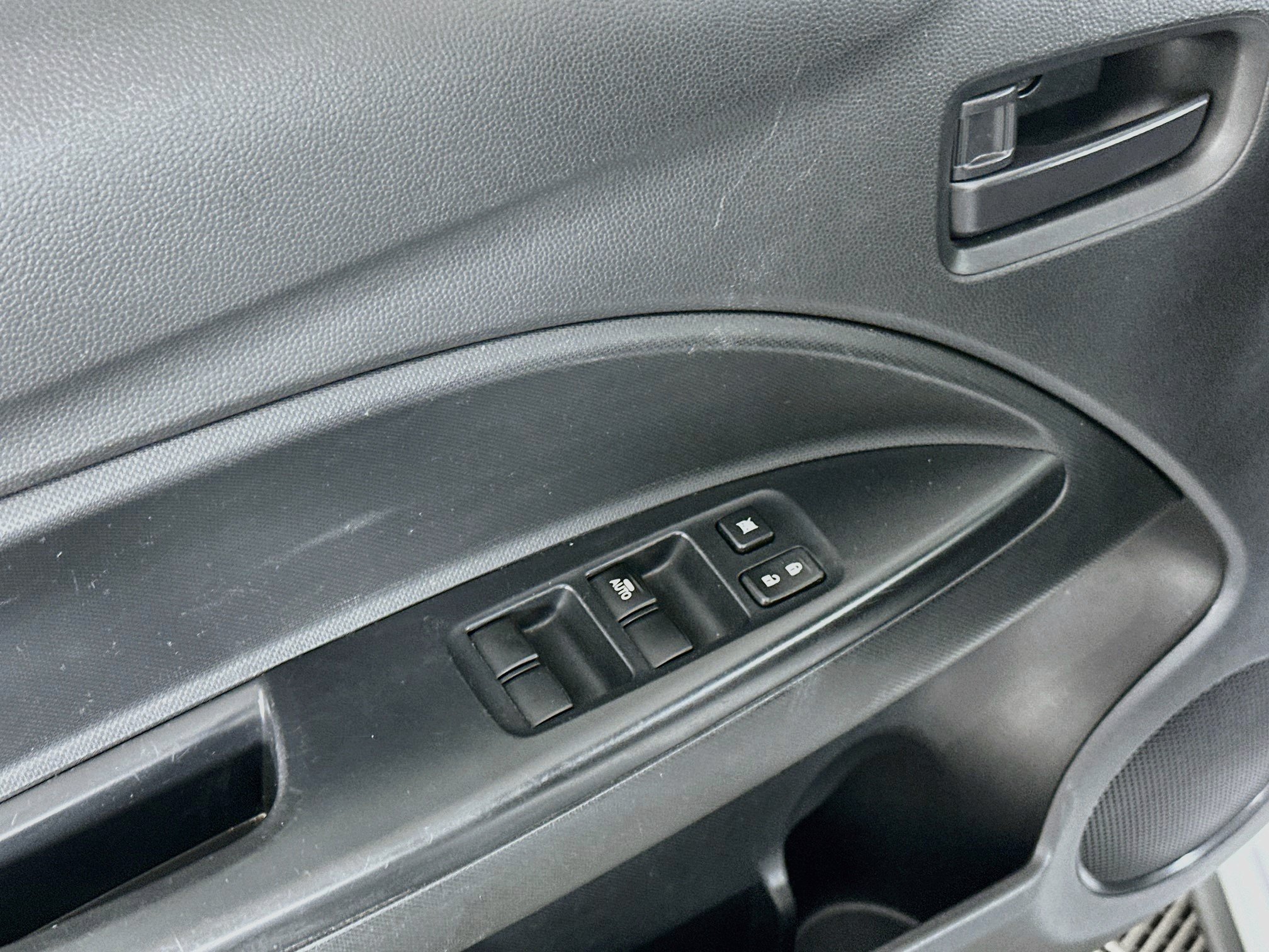 Used 2024 Mitsubishi Mirage ES FWD image 15