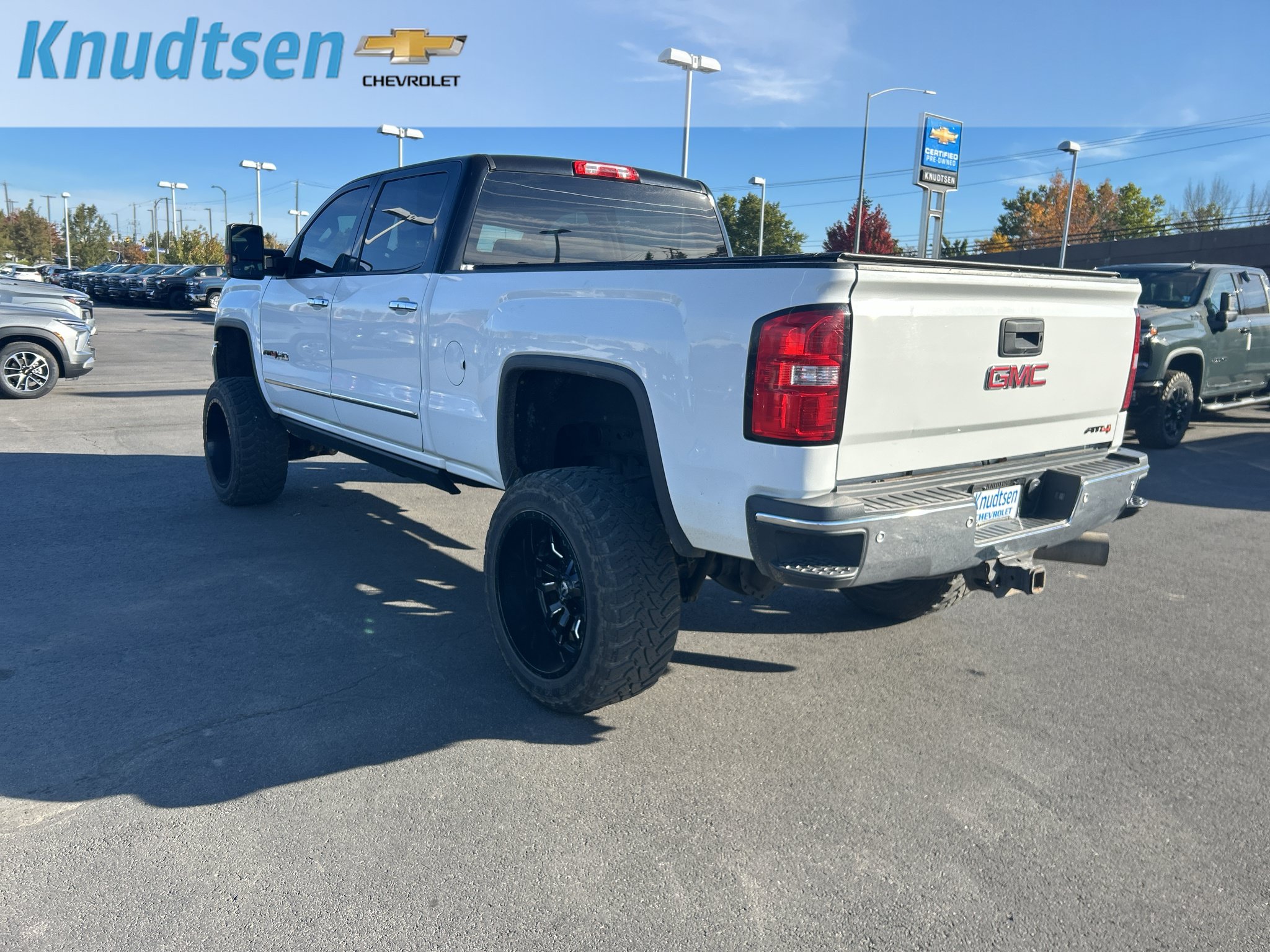 Used 2015 GMC Sierra 2500 SLT AWD/4WD image 5