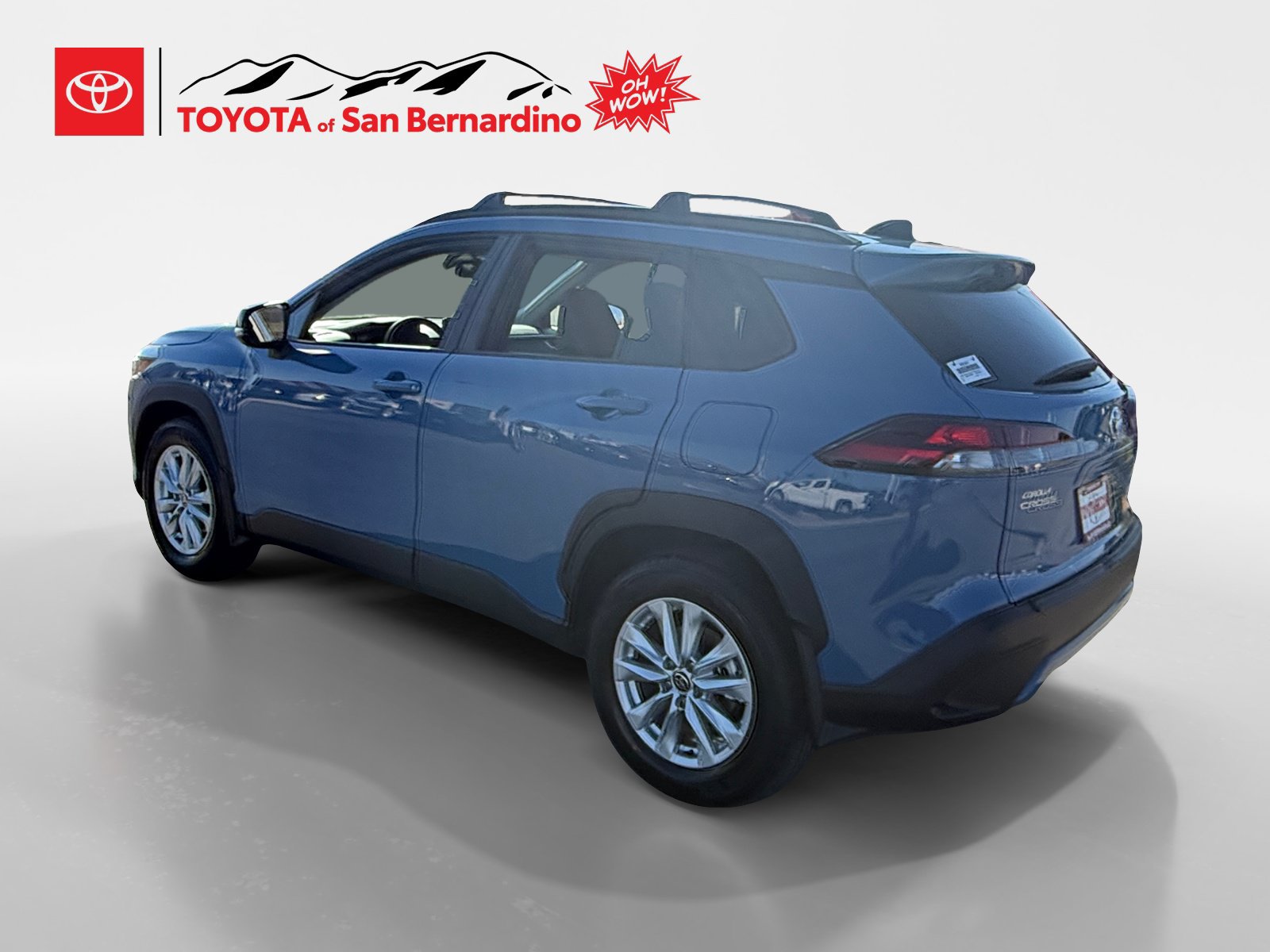 New 2026 Toyota Corolla Cross LE w/ Moonroof Package FWD image 3