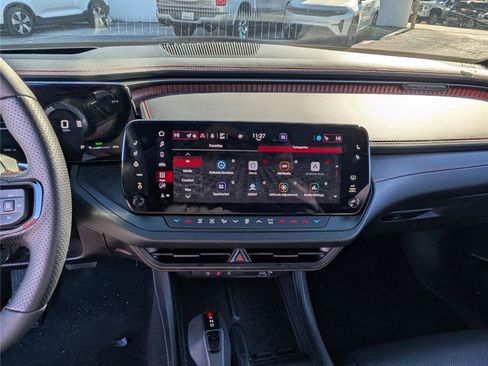 Used 2024 Dodge Charger R/T w/ Plus Group image 17