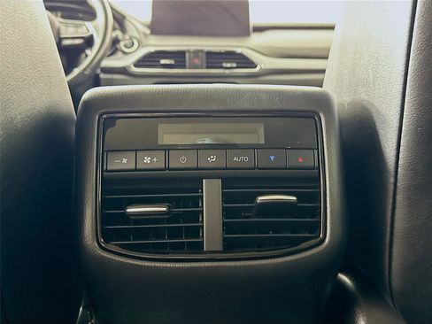 Used 2023 MAZDA CX-9 Touring image 25