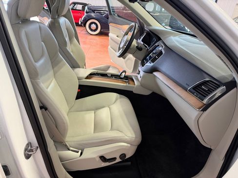 Used 2022 Volvo XC90 T8 Inscription Expression image 20