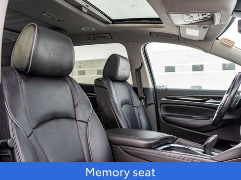 Used 2021 Buick Enclave Avenir w/ Avenir Technology Package image 13