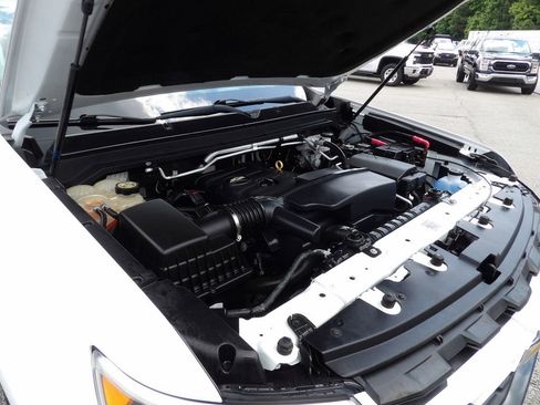 Used 2021 Chevrolet Colorado LT w/ Fleet Safety Package RWD image 39
