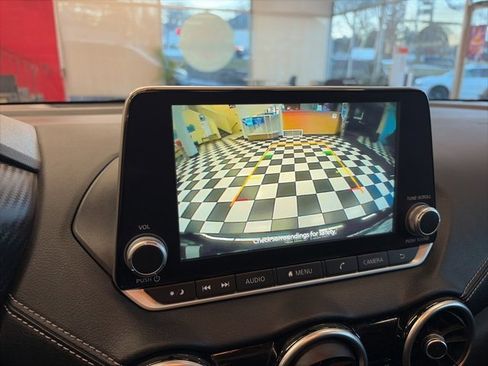 Used 2022 Nissan Sentra SV w/ Trunk Package image 15