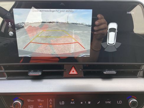 Used 2025 Kia Sportage EX image 25