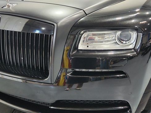 Used 2015 Rolls-Royce Wraith RWD image 24