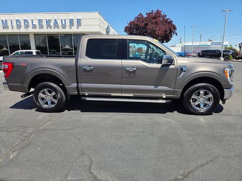 Used 2023 Ford F150 Lariat AWD/4WD image 2