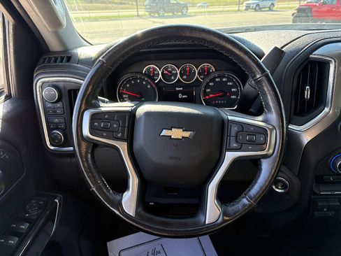 Used 2020 Chevrolet Silverado 1500 LT w/ All-Star Edition image 24