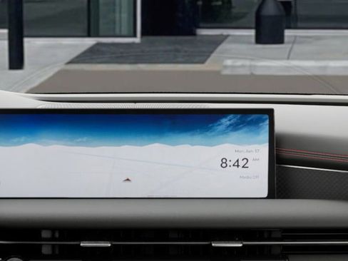 Used 2025 Genesis G80 2.5T Sport Prestige image 12