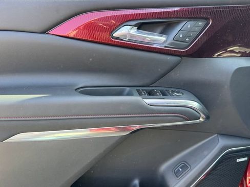 New 2026 Chevrolet Traverse RS w/ LPO, Floor Liner Package FWD image 13