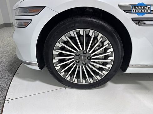 Used 2024 Genesis G80 image 6