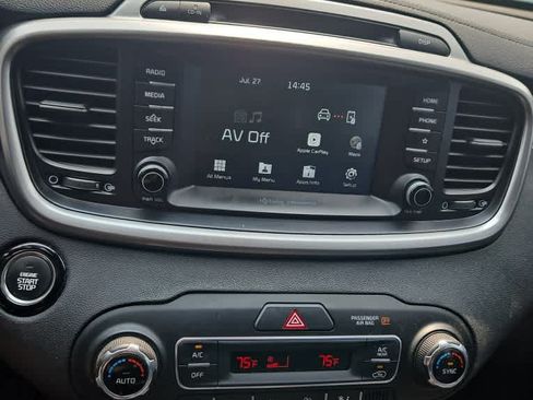 Used 2019 Kia Sorento EX FWD image 3