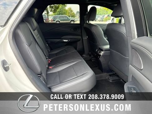 Used 2025 Lexus RX 350 AWD/4WD image 19