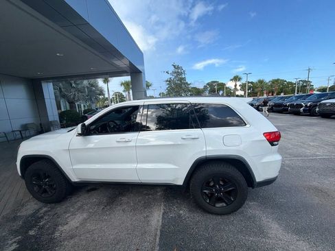 Used 2015 Jeep Grand Cherokee Laredo AWD/4WD image 4