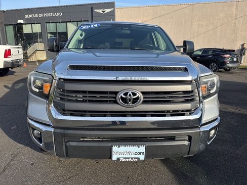 Used 2014 Toyota Tundra SR5 AWD/4WD image 2