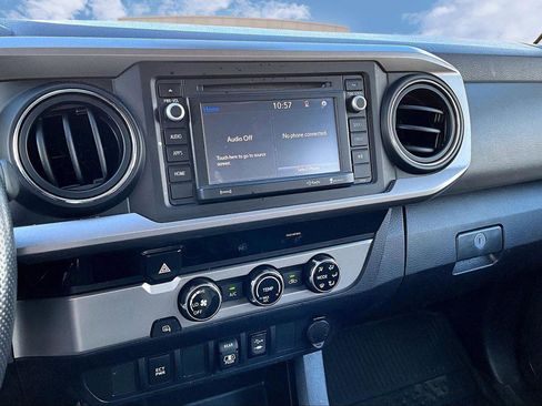 Certified 2018 Toyota Tacoma SR5 image 6