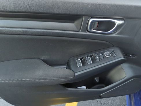 Used 2022 Honda Civic LX image 8