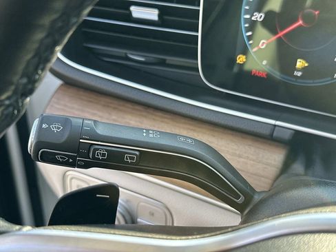 Used 2022 Mercedes-Benz GLE 350 GLE 350 w/ Premium Package image 21