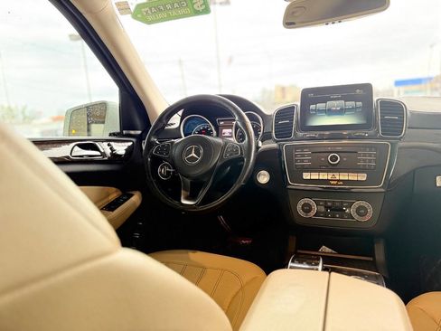 Used 2017 Mercedes-Benz GLS 450 4MATIC image 45