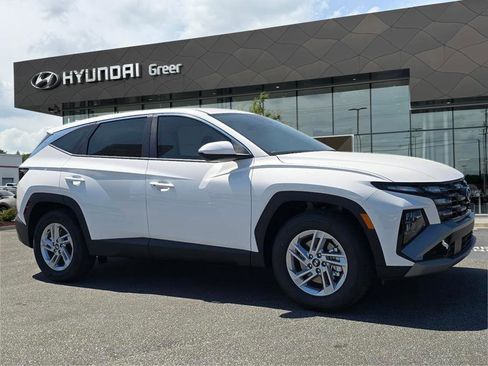 New 2026 Hyundai Tucson SE FWD image 1