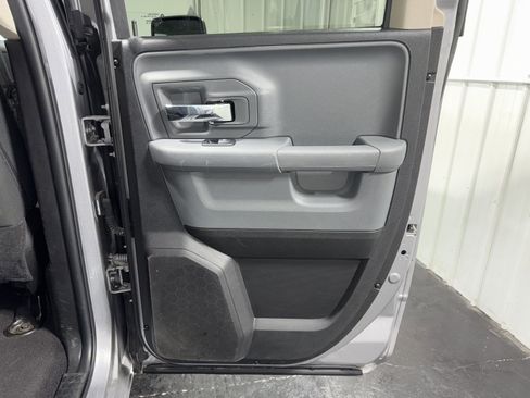 Used 2024 RAM 1500 Classic SLT AWD/4WD image 14