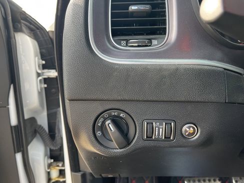 Used 2020 Dodge Charger Scat Pack image 8