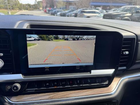 Used 2023 Chevrolet Silverado 1500 RST image 28