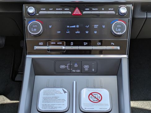 New 2026 Hyundai Santa Fe SEL FWD image 17
